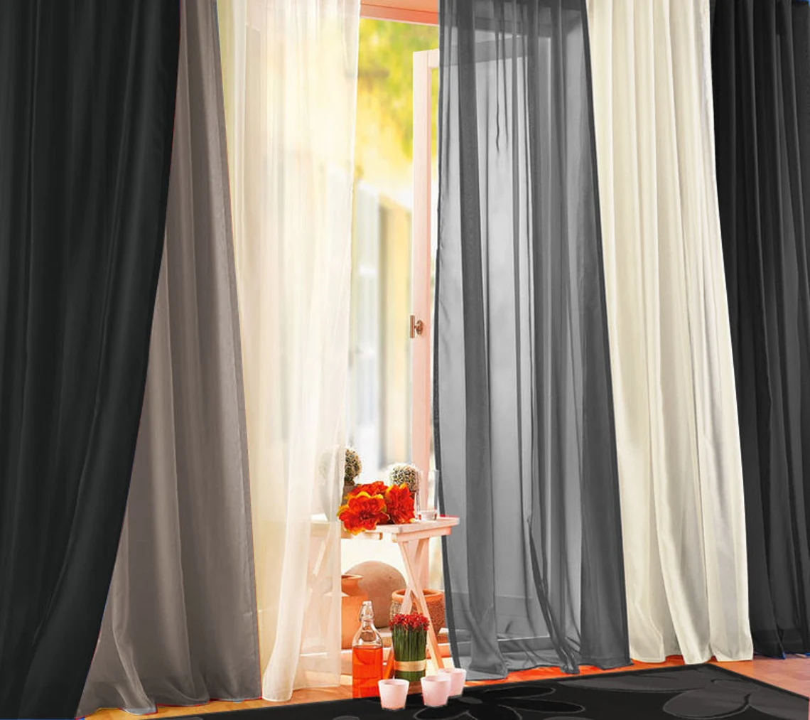 Black and White Curtain Set.jpg